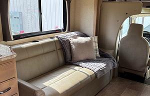 2019 Chateau -Sleeps 10- Includes Everything!