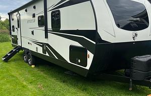 CLEAN functional Camper