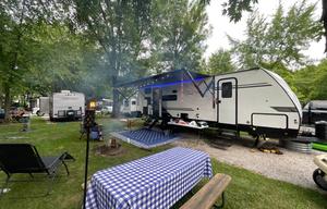 2022 Kodiak Ultra-Lite 289BHSL RV rental photo 15