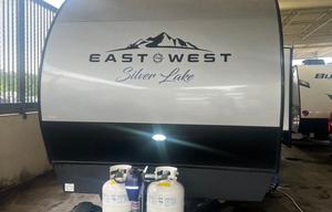 2024 EAST TO WEST Silver Lake 33K2B
