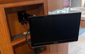 2016 Storm 32H RV rental photo 39