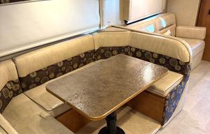 Travel in Style: Winnebago Minnie Winnie Premier