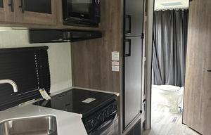 2023 Pioneer BH 270 RV rental photo 7
