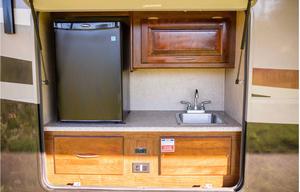 2016 Coachman Mirarda in Tampa Florida