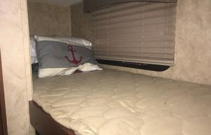 2015 Coachman Clipper 17bh