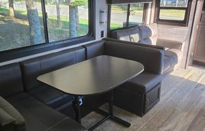 2021 Jayco Jay Flight 28BHBE RV rental photo 5