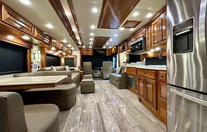 2019 Newmar Dutch Star 4310