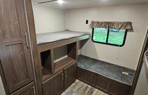 Awesome Bunkhouse. Great for up to 10 guests.