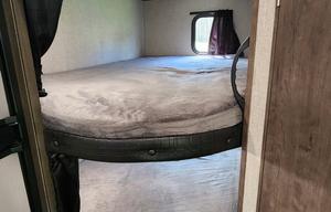 Adventure-Ready Family Camper/Sleeps 7/2021 Jayco