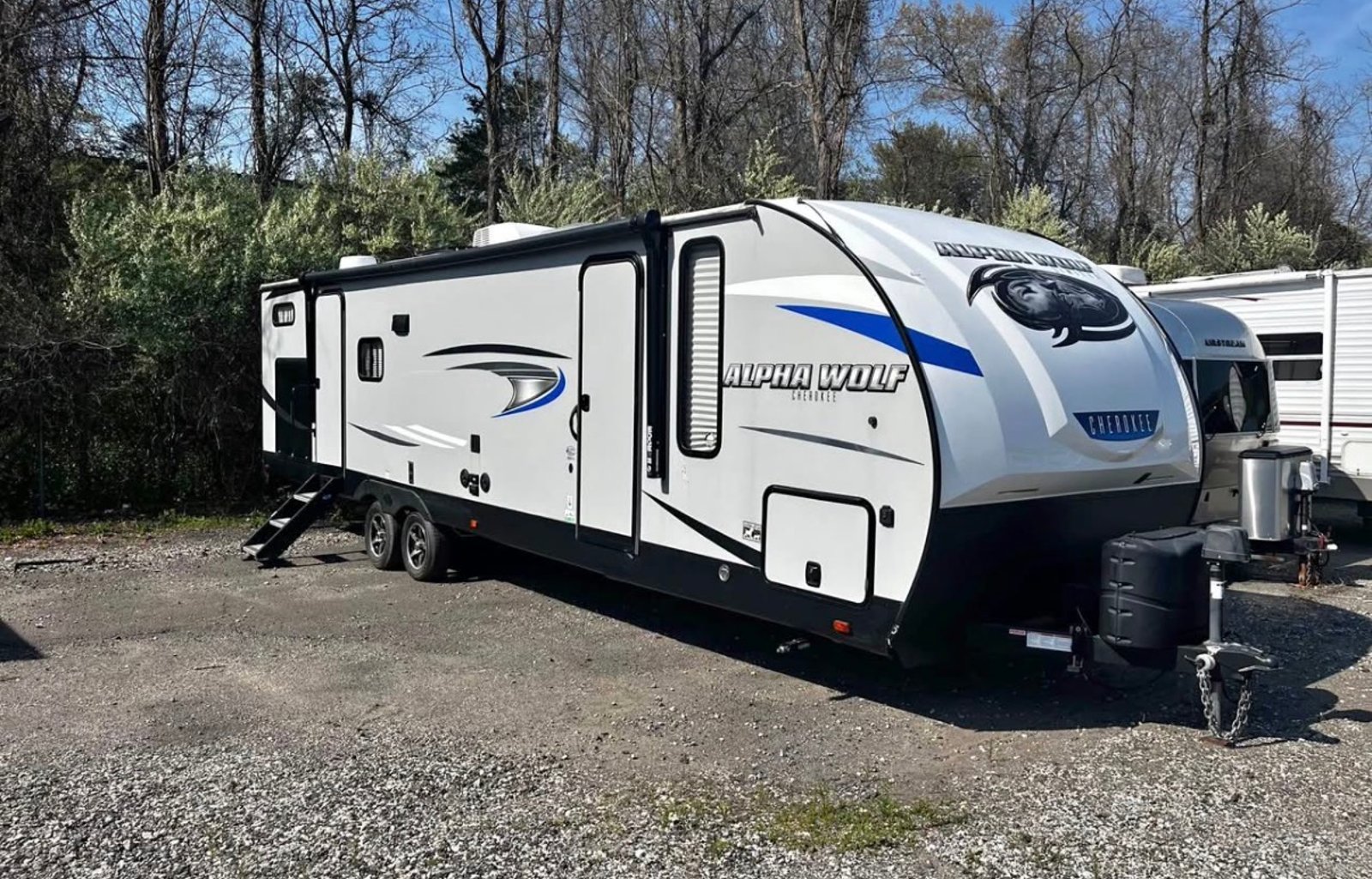 2021 Cherokee Alpha Wolf