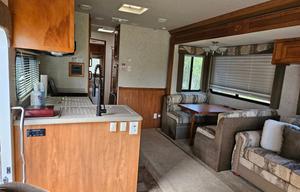 2005 Gulf Stream RV Sun Voyager - Gas 34B