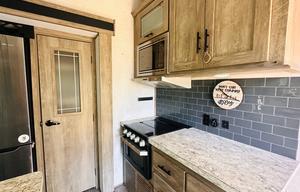Welcome snowbirds- Perfect couples RV