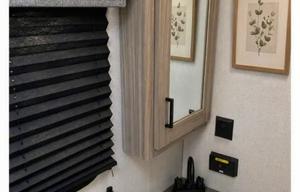 "Smoky Pass"  Bunk House  Sleeps 6 - Delivery Only