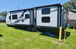 2018 Coachmen Apex Family Getaway Bunkhouse!