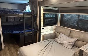 2021 Jayco Jay Feather 27BHB "Hale's Hideaway"