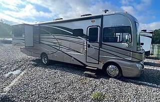 2015 Fleetwood RV Southwind 34A RV rental photo 3