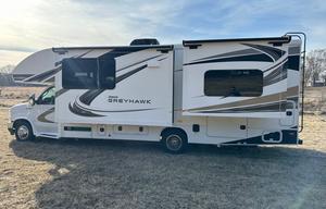 Jayco Greyhawk , Spacious, Like new, Pet Friendly