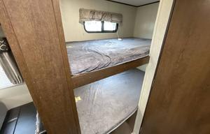 2019 Prime Time RV Avenger 26BH
