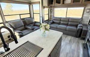 2022 Alliance RV Paradigm 295MK