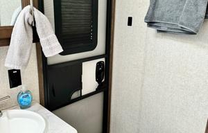 2020 Keystone RV Cougar Half-Ton 32BHS
