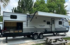 2021 Coachmen Catalina Legacy Edition travel trailer 38 ft