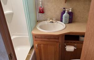 Stationary Fully Furnished 2005 Jayco Eagle 278fbs