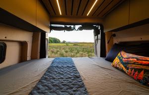 AURORA-Mercedes Sprinter 144 AWD|Luxury Off Grid