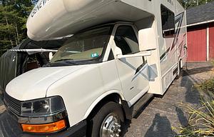 2025 Thor Motor Coach Geneva 22VT Chevy RV rental photo 1