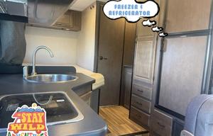 2018 Thor Motor Coach Majestic 23A