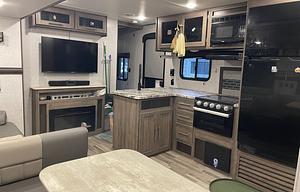 The Roaming Retreat – Fully Stocked for Adventure