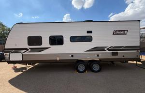 24 Flying Dutchman – Sleeps 8 l Bunks l Delivery