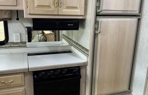 Shiloh - 2000 Newmar Dutch Star 29’