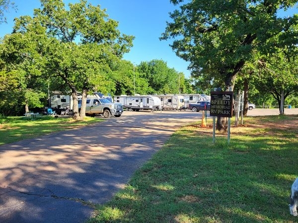 Speedy Gonzales Memorial RV Park at Edmond Elks Lodge #2578