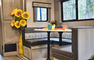 2022 Coachmen RV Catalina Legacy 323BHDSCK RV rental photo 10