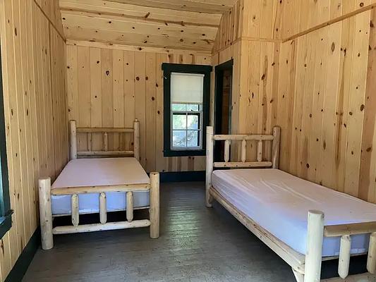 C1, Loop: AREA BOX CANYON GUARD STATION CABIN