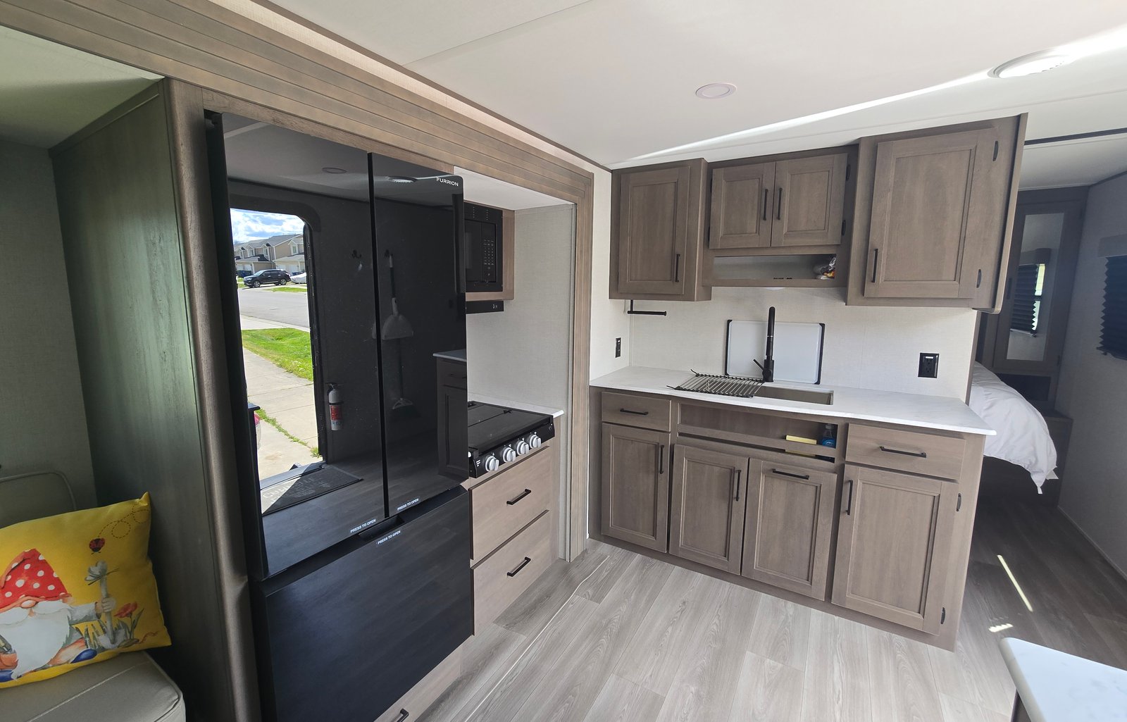 J&J RV Rentals Grand Design