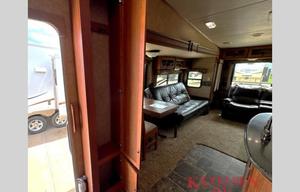 2012 Heartland Greystone 33QS