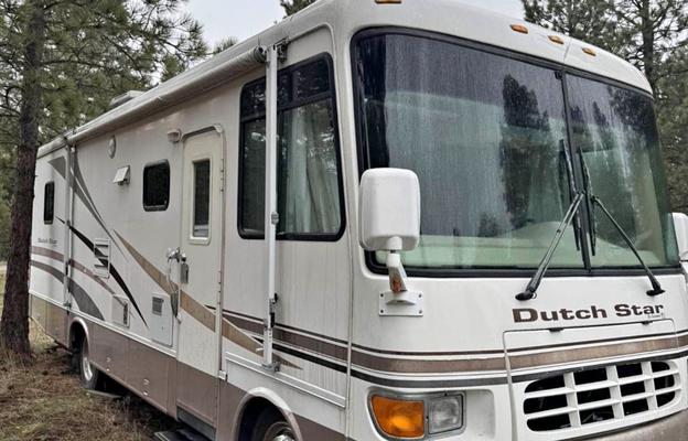 Shiloh - 2000 Newmar Dutch Star 29’