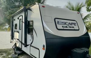 Lolitas Family RV