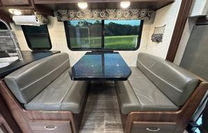 2018 Forest River RV Sunseeker LE 3250DSLE Ford