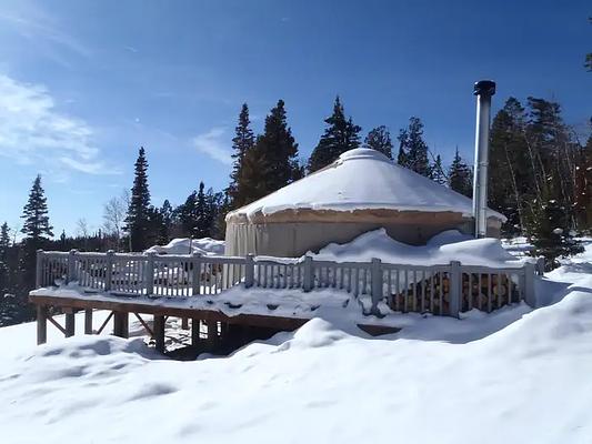 001, Loop: GRIZZLY RIDGE YURT