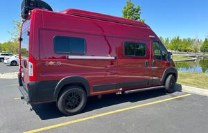 PJ’s 2022 Winnebago Solis 59P with rooftop AC