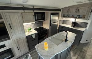 2024 Heartland Sundance Ultra Lite 293RL