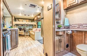 Delivery-2020 Thor-Turn Key Camping|Kids|Pets