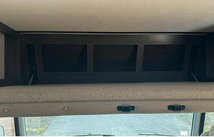 Fully Stocked NEW FR3 Class A Seats 8 sleeps 10