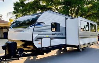 2 bedrooms,Sleeps 10, Heartland Pioneer QB300,