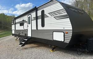 BEAUTIFUL BUNKHOUSE - 2022 Aspen Trail 3280BHS