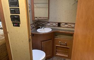 2014 Winnebago - Vista 35B