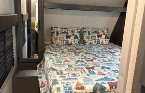 Unplug, unwind. Furnished 3bd, 2bath + bunks