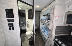 A-1 Alante Family Luxury RV - Endless Adventures!